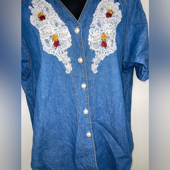 Vintage Lace & Pearl Denim Shirt Size 1X - Picture 4 of 6